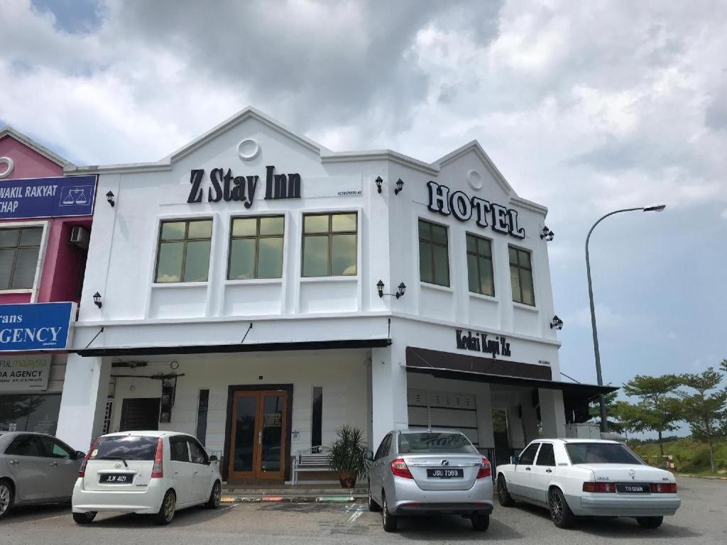Oyo 90506 Z Stay Inn Hotel Simpang Renggam Exterior foto